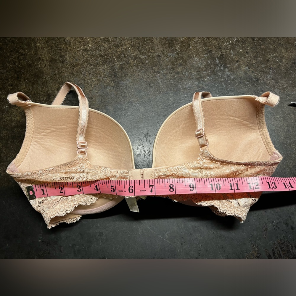 Victoria Secret Push-up Lace Bra, Beige, 34DD - Picture 9 of 9